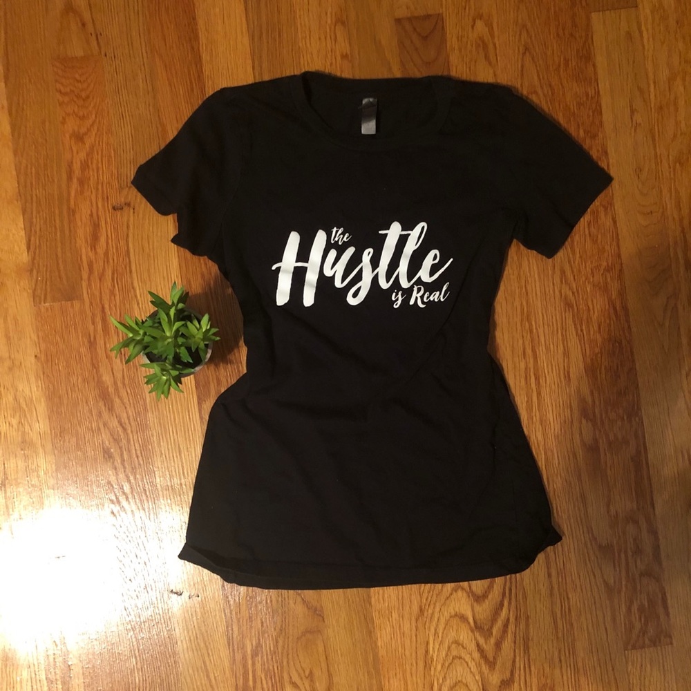 Graphic tee